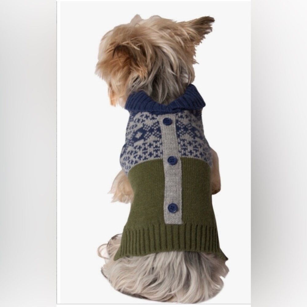 Cozy Soft Blue Green Pet Sweater Cat Dog Pup - Dress your bestie in style!